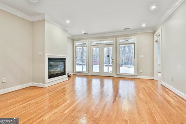 150 Oak Manor, Fayetteville, GA 30214