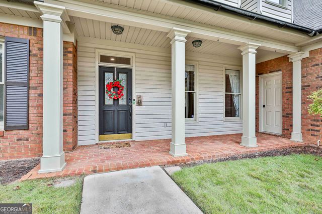 150 Oak Manor, Fayetteville, GA 30214