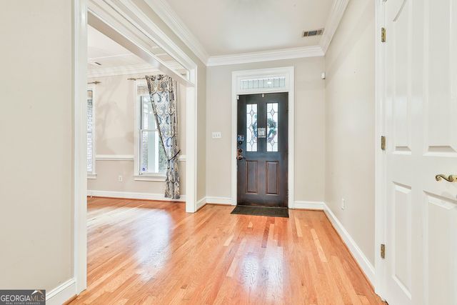 150 Oak Manor, Fayetteville, GA 30214