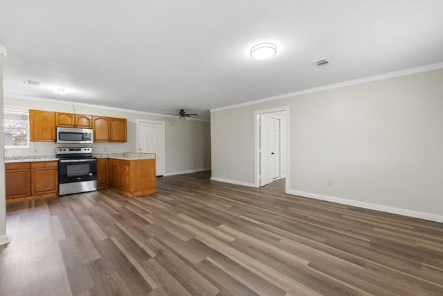 7111 Refugio Circle, Bedias, TX 77831