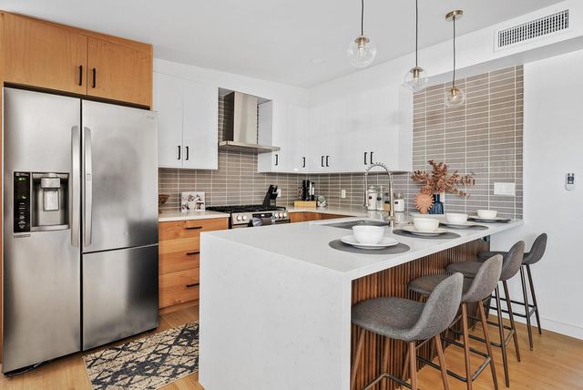 530 W 17th Street, Tempe, AZ 85281