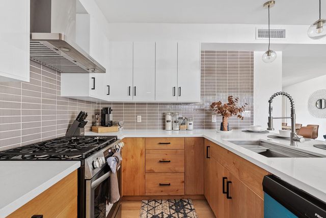 530 W 17th Street, Tempe, AZ 85281