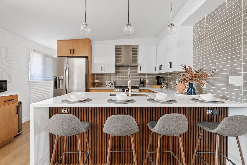 530 W 17th Street, Tempe, AZ 85281