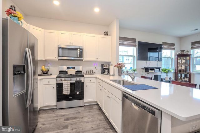 1 ARLOTTA ST, Glassboro, NJ 08028