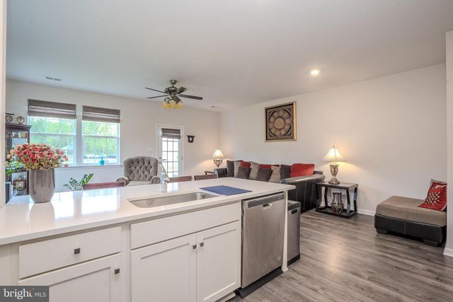 1 ARLOTTA ST, Glassboro, NJ 08028