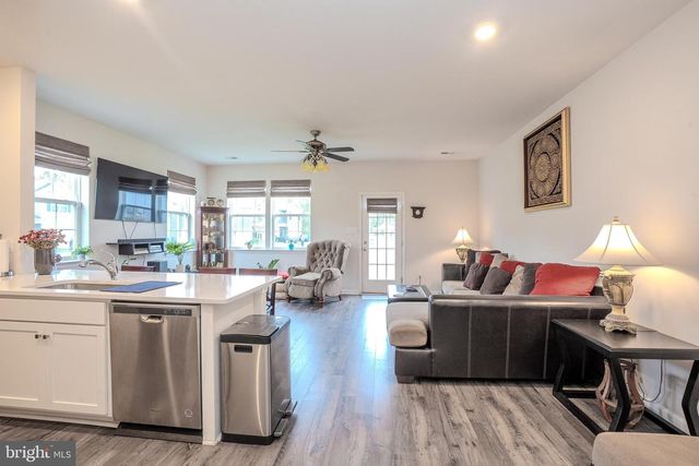 1 ARLOTTA ST, Glassboro, NJ 08028