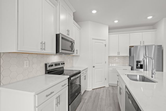 300 Jessamine St., Longs, SC 29568