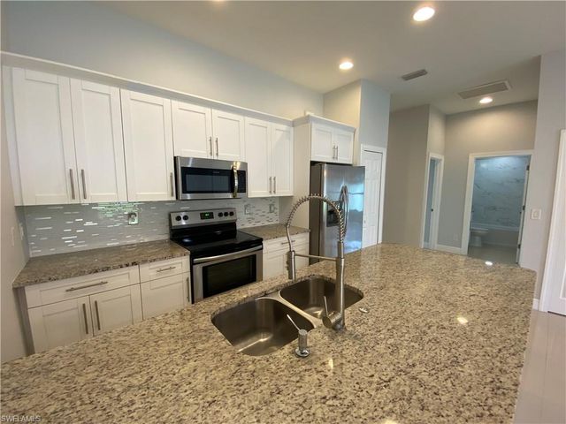 255 SW 4th ST # 255, Cape Coral, FL 33991