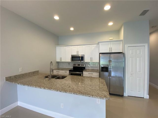 255 SW 4th ST # 255, Cape Coral, FL 33991