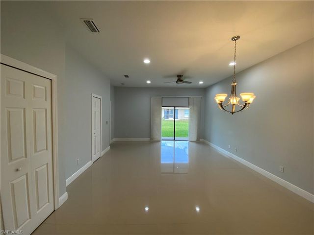 255 SW 4th ST # 255, Cape Coral, FL 33991