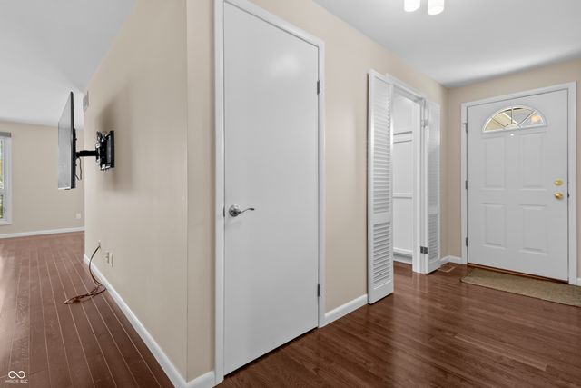 2565 Chestnut Street, Columbus, IN 47201