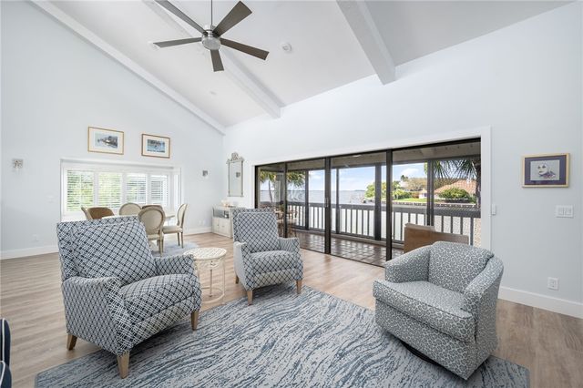 1776 Mooringline Drive 206, Vero Beach, FL 32963