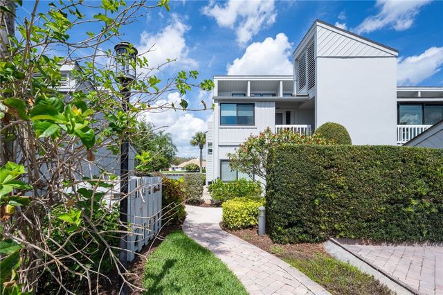 1776 Mooringline Drive 206, Vero Beach, FL 32963