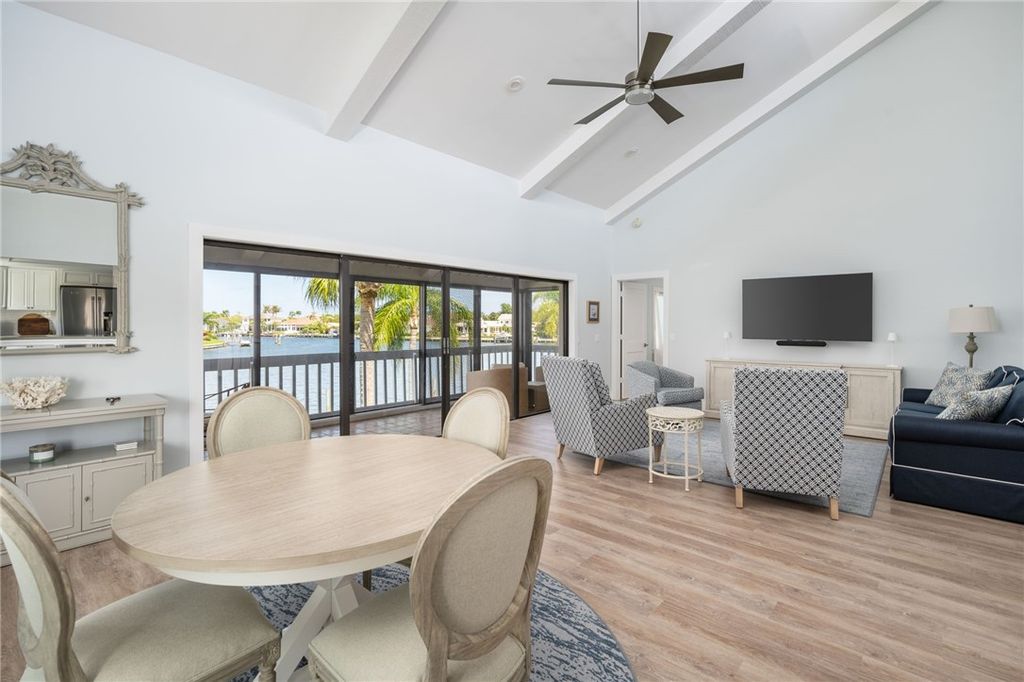 1776 Mooringline Drive 206, Vero Beach, FL 32963