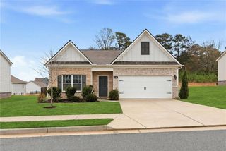 176 Innis Brook Circle, Cartersville, GA 30120