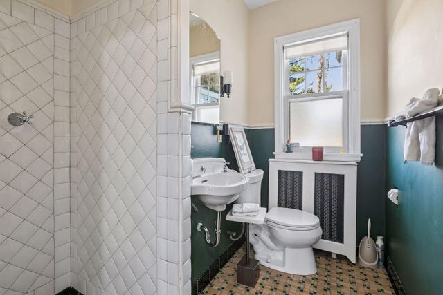 4005 Washburn Avenue N, Minneapolis, MN 55412