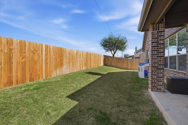 1029 Albany Drive, Fort Worth, TX 76131