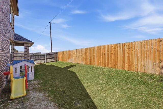 1029 Albany Drive, Fort Worth, TX 76131