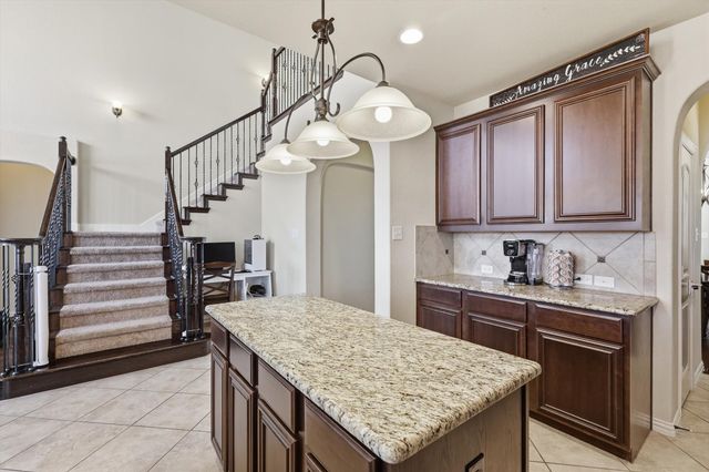 1029 Albany Drive, Fort Worth, TX 76131