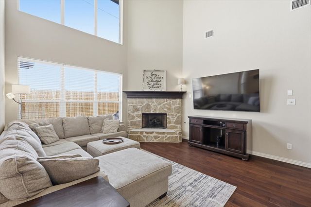 1029 Albany Drive, Fort Worth, TX 76131