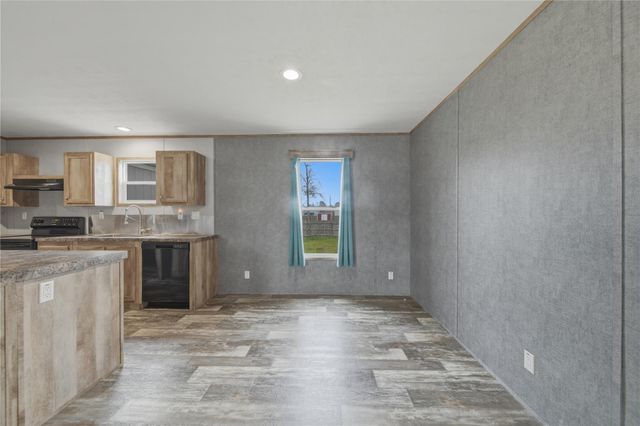 21613 County Road 37492, Cleveland, TX 77327