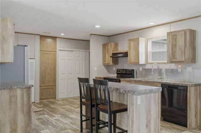 21613 County Road 37492, Cleveland, TX 77327