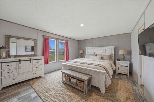 21613 County Road 37492, Cleveland, TX 77327