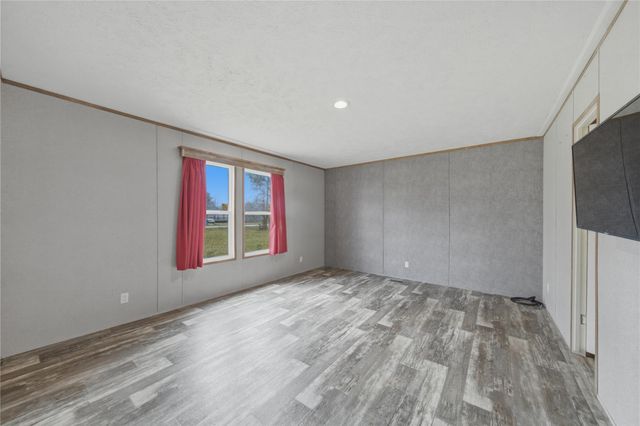 21613 County Road 37492, Cleveland, TX 77327