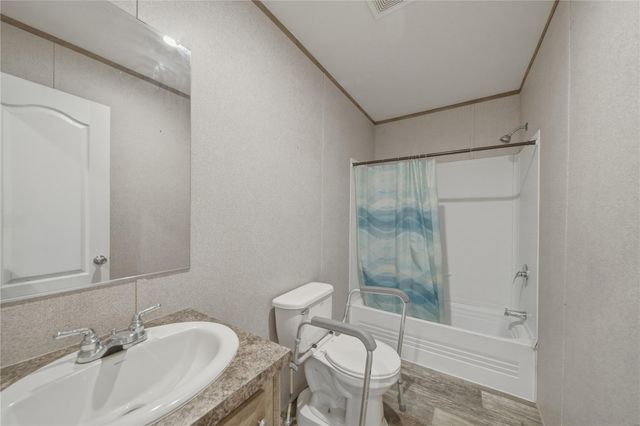 21613 County Road 37492, Cleveland, TX 77327