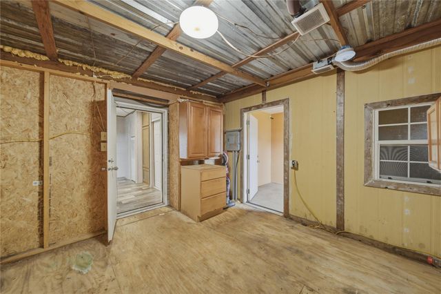 21613 County Road 37492, Cleveland, TX 77327