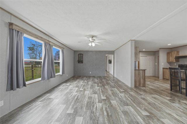 21613 County Road 37492, Cleveland, TX 77327