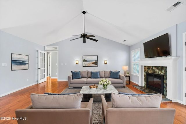 7609 Hawk Road, Wilmington, NC 28411