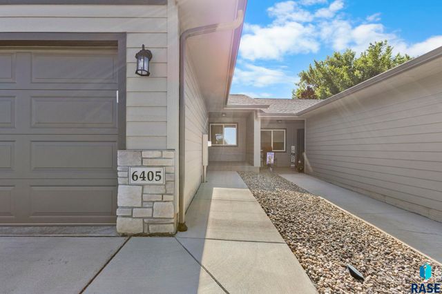 6405 W 6th Pl, Sioux Falls, SD 57107