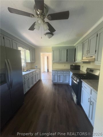 1602 McGougan Road, Fayetteville, NC 28303