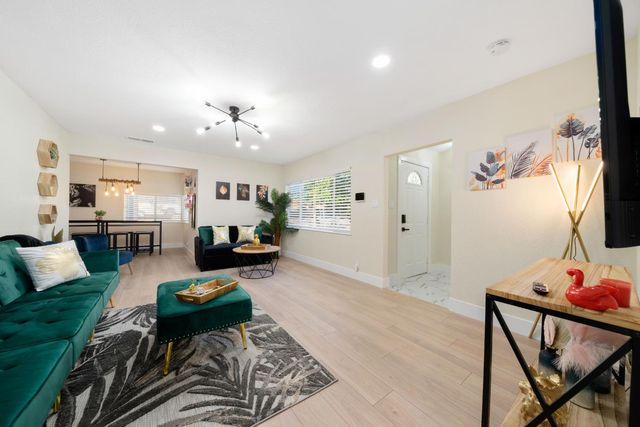 7569 Baird Way, Citrus Heights, CA 95610