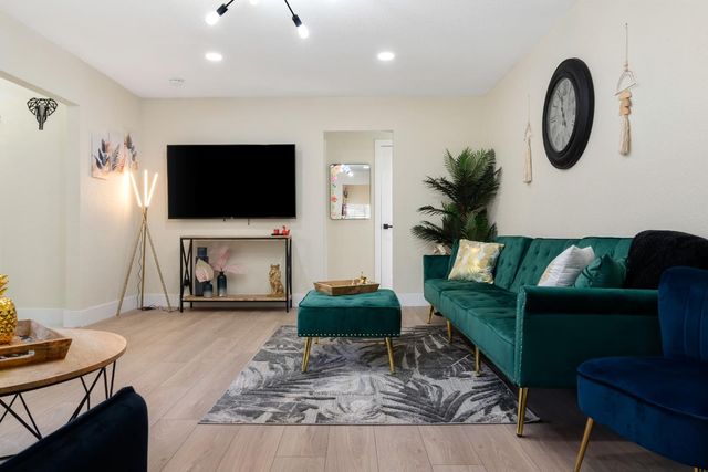 7569 Baird Way, Citrus Heights, CA 95610