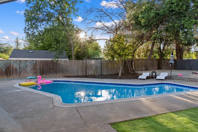 7569 Baird Way, Citrus Heights, CA 95610