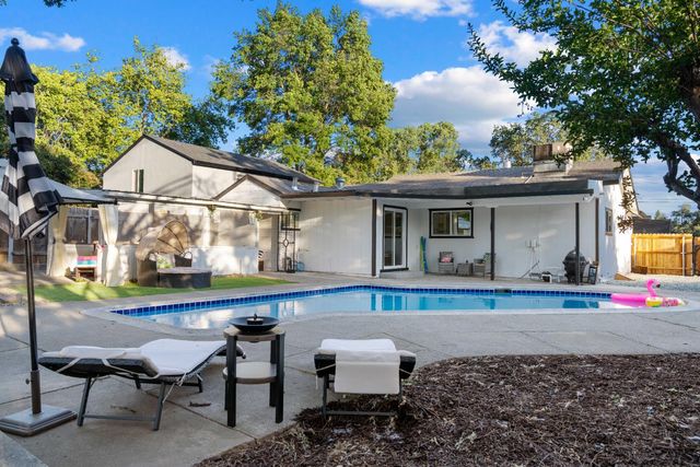 7569 Baird Way, Citrus Heights, CA 95610