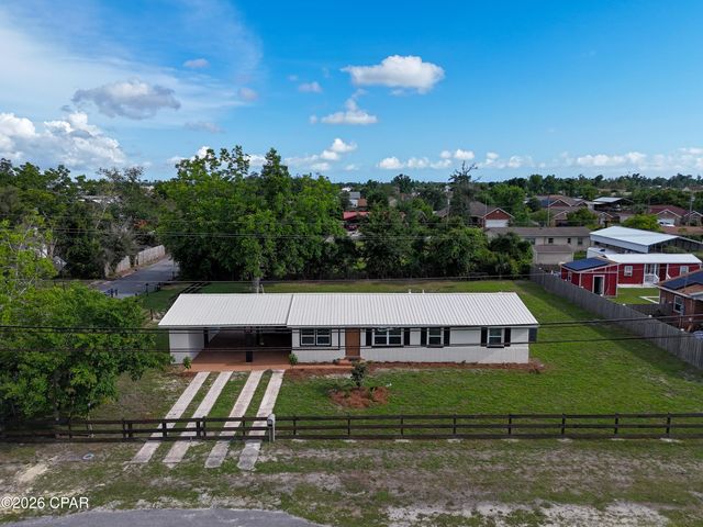 5220 Cherry Street, Panama City, FL 32404