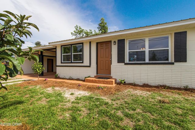 5220 Cherry Street, Panama City, FL 32404