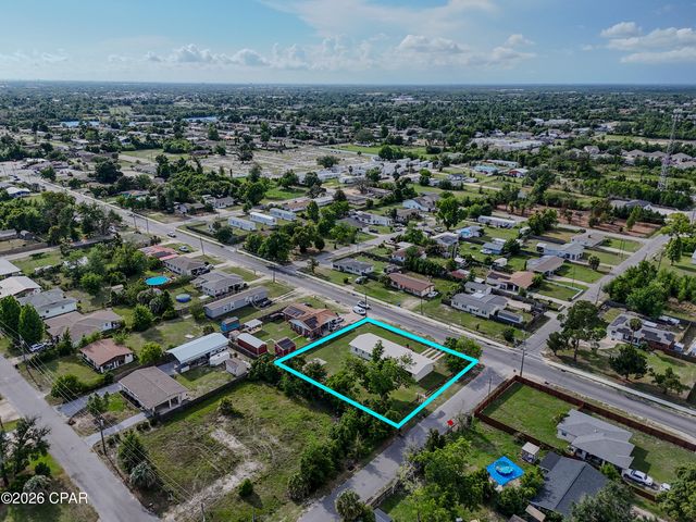 5220 Cherry Street, Panama City, FL 32404
