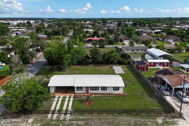 5220 Cherry Street, Panama City, FL 32404