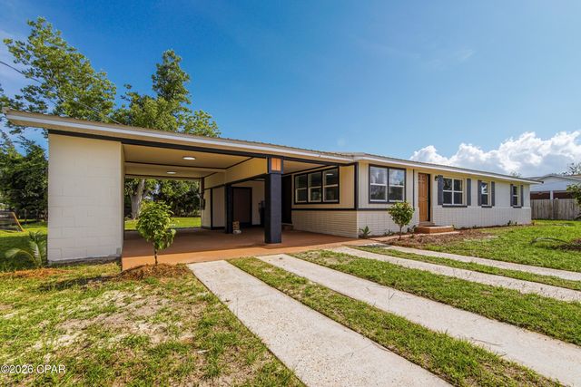 5220 Cherry Street, Panama City, FL 32404