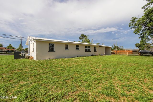 5220 Cherry Street, Panama City, FL 32404