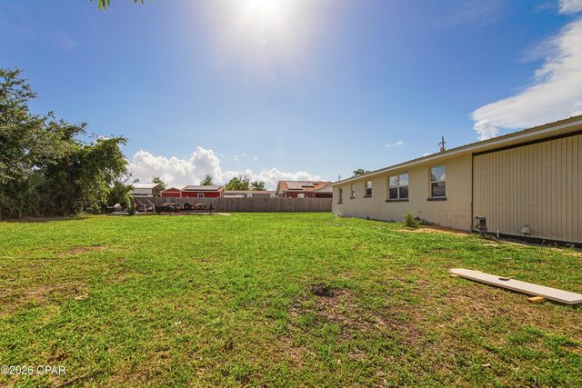 5220 Cherry Street, Panama City, FL 32404