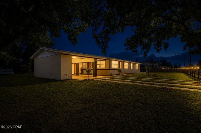 5220 Cherry Street, Panama City, FL 32404