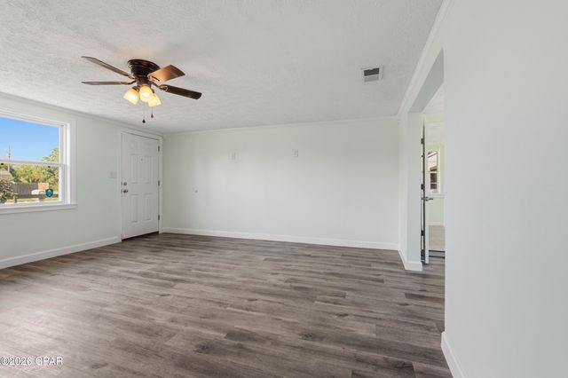 5220 Cherry Street, Panama City, FL 32404