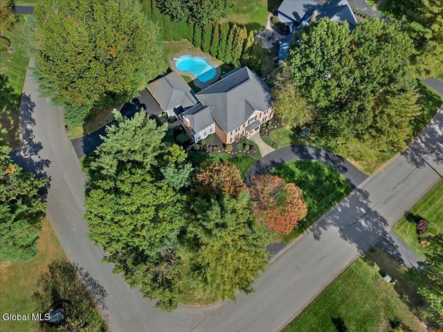 26 Timberwick Drive, Clifton Park, NY 12065