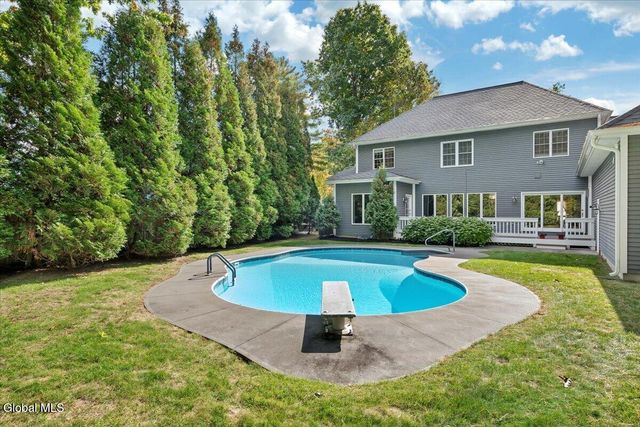 26 Timberwick Drive, Clifton Park, NY 12065