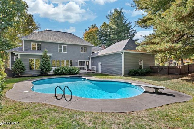 26 Timberwick Drive, Clifton Park, NY 12065
